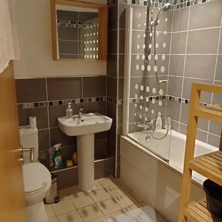 Apartmán Leeds City Center Big 2 Bedroom City Heaven