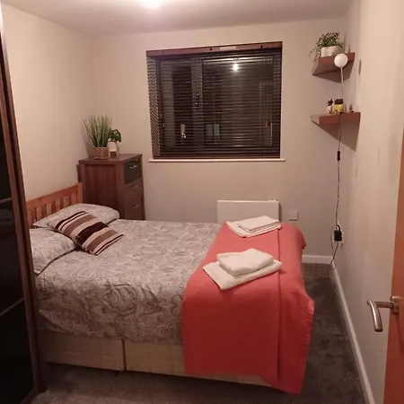 Leeds City Center Big 2 Bedroom City Heaven *