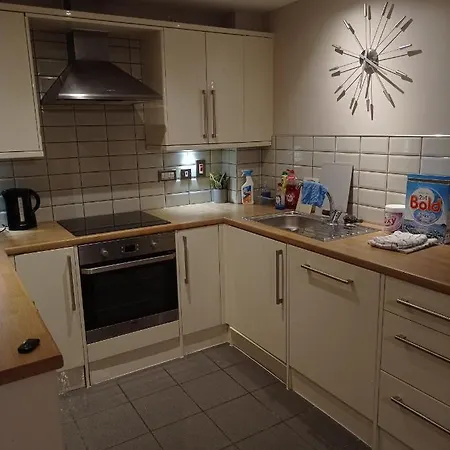 Leeds City Center Big 2 Bedroom City Heaven * Leeds (West Yorkshire)